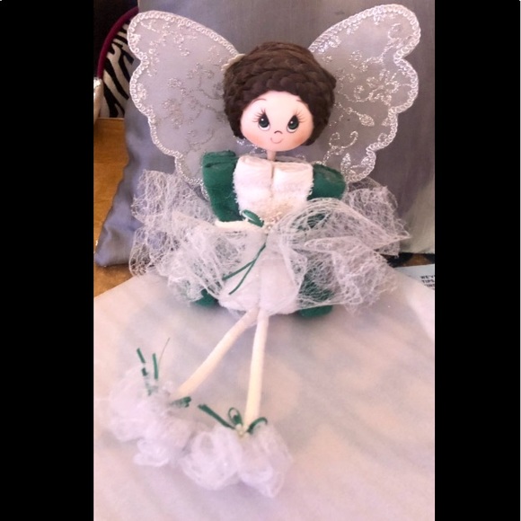 DOLL Angel doll towel holder hand made green/white New - Picture 3 of 5